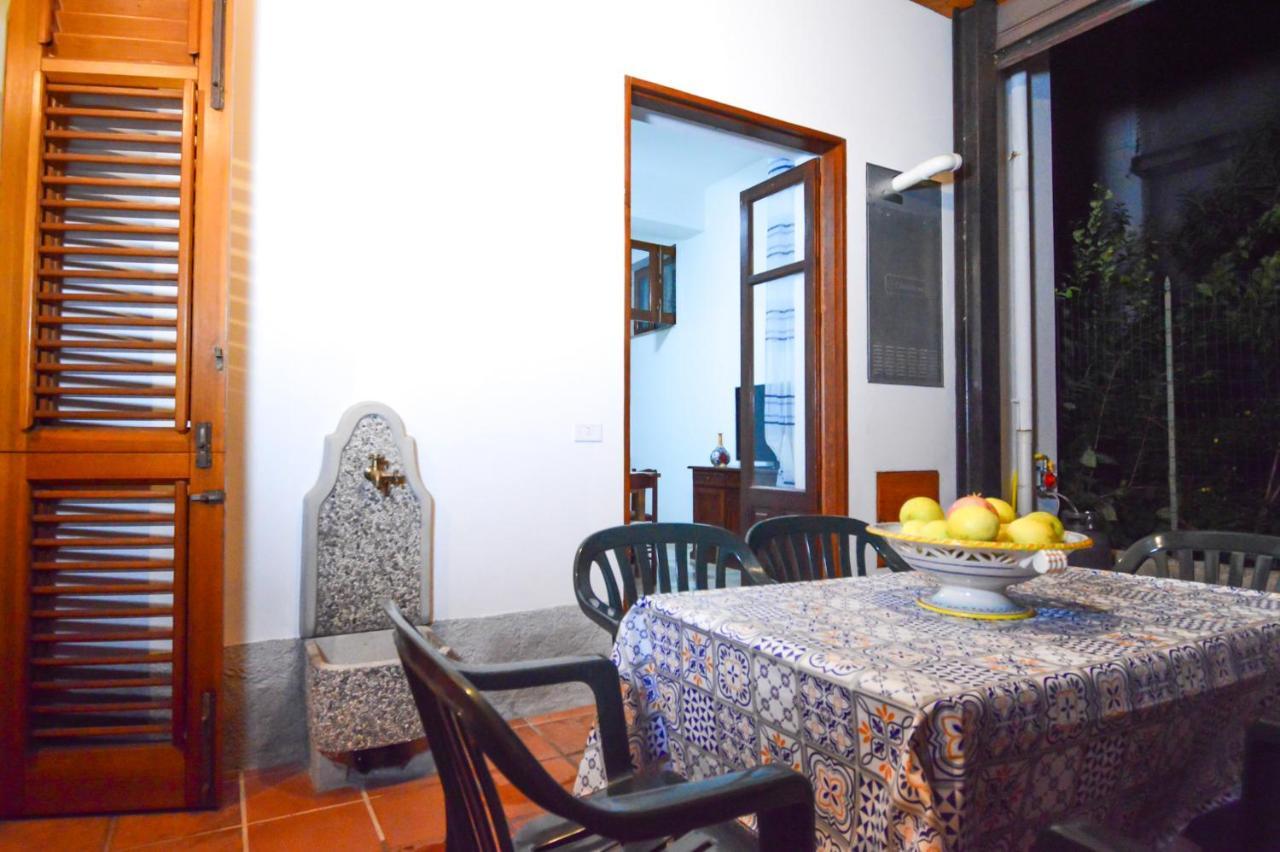 Spiaggia 270 M - Appartamento In Centro Con Cortile 조이오사마레아 외부 사진