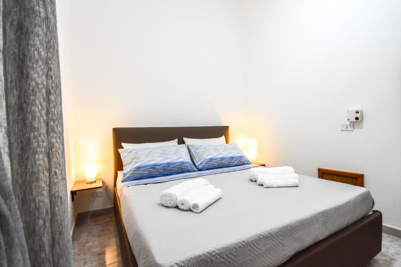 Spiaggia 270 M - Appartamento In Centro Con Cortile 조이오사마레아 외부 사진